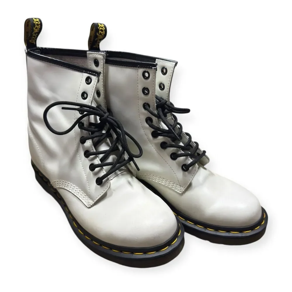 Dr Martens 11822 White Leather 8 Eye Lace Up Combat Ankle Boots Womens‎ Sz 9